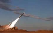 خبير استراتيجي: تصعيد أمريكي إيراني مع تفاهمات خلفية حول التفاوض