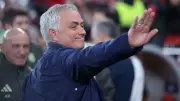 مورينيو يوضح حقيقة فيديو حملة بيريز: لم أرتد قميص ريال مدريد