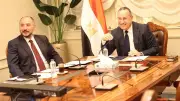 وزير التعليم العالي يبحث تكثيف القوافل المتكاملة داخل مصر وخارجها