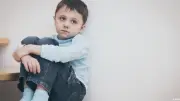 الصحة تحذر من تجاهل العلامات المبكرة للاضطرابات النفسية لدى الأطفال