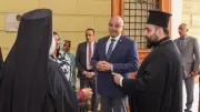 محافظ الإسكندرية وبابا الروم يتفقدان مدرسة أفيروف التاريخية للترميم