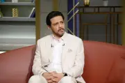 حمزة العيلي يكشف أسراراً فنية وإنسانية عن حكاية نرجس في برنامج واحد من الناس