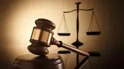 وصول المتهم بالتعدي على أطفال مدرسة هابي لاند إلى محكمة زينهم