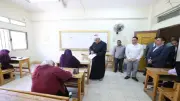 وكيل الأزهر يتفقد لجان الثانوية ويوجه بتوفير مراوح ومياه باردة
