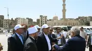 مدبولي يتفقد ترميم مسجد المسبح والمنطقة المحيطة به في القاهرة