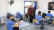محافظ الوادي الجديد تتابع امتحانات الثانوية الأزهرية والدبلومات الفنية