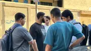 طلاب الثانوية الأزهرية يراجعون القرآن قبل امتحان الحديث