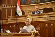 الشيخ محمد بن زايد يستعرض خطة التنمية للعام المالي الجديد في أبوظبي