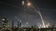مسؤول أمريكي: واشنطن لم تعترض الصواريخ الإيرانية تجاه إسرائيل