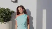 يارا السكري تتألق بفستان مجسم وتعلق على شائعات ارتباطها بأحمد العوضي