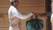 بيت الزكاة ينهي توزيع لحوم الأضاحي على الأسر المستحقة بالصعيد