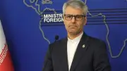 الخارجية الإيرانية تنفي استهداف مروحية أمريكية فوق مضيق هرمز