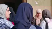 إجراءات تفتيش مشددة لطلاب الشهادة الإعدادية بالإسكندرية قبل دخول اللجان