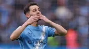 برناردو سيلفا يربك برشلونة ويمنح أملًا لريال مدريد وأتلتيكو