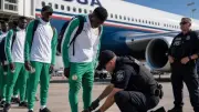 الاتحاد السنغالي يوضح حقيقة تفتيش لاعبي منتخب السنغال في مطار أمريكا