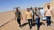 محافظ أسوان في جولة مفاجئة لقرى العون الغذائي ويكشف قصوراً في الخدمات