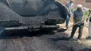 محافظ الغربية يتابع رصف طريق كفر كلا الباب ويشدد على سرعة الإنجاز