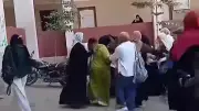 مفاجأة في واقعة اعتداء أولياء أمور على معلمة بسبب الغش في الإعدادية