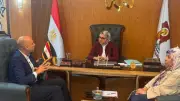 محافظ الوادي الجديد تبحث مع شركة إنجازات توسيع المشروعات التنموية