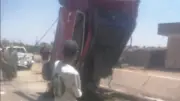 إصابة عروسين وآخرين في انقلاب سيارة بترعة بالغربية