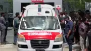 جثمان الفنان محمد مرزبان يغادر مستشفى أبو خليفة بالإسماعيلية إلى القاهرة