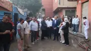 القاهرة تنفي احتجاز منازل بحريق مصر القديمة وتطالب بالدقة