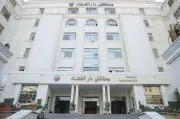 مستشفى دار الشفاء يحصل على الاعتماد الكامل من جهار بنسبة 97%