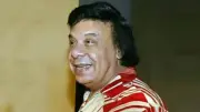 وفاة شقيق الفنان الراحل وحيد سيف.. أشرف سيف ينعي عمه سمير سيف
