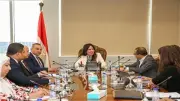 وزيرة الإسكان تدرس إنشاء أوت ليت تجاري متكامل بشرق القاهرة