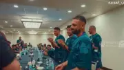 منتخب مصر يحتفل بعيد ميلاد محمد صلاح بعد مباراة بلجيكا في أمريكا