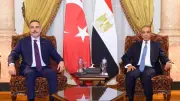 وزير الخارجية المصري ونظيره التركي يبحثان تعزيز التعاون الثنائي
