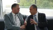 وزير الخارجية يبحث مع نظيره البلجيكي استرداد الآثار وتعزيز التعاون