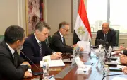 وزير الكهرباء يبحث مع البنك الأوروبي دعم الشبكة القومية واستيعاب الطاقات المتجددة