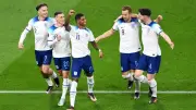 إعصار يهدد منتخب إنجلترا في أمريكا بعد سرقة معداته