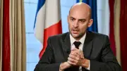 فرنسا تشترط معالجة برنامج الصواريخ الإيراني للموافقة على رفع العقوبات