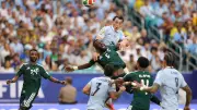 بشرى للسعودية: ماذا يفعل منتخب الأوروجواي بعد التأخر في الشوط الأول بالمونديال؟