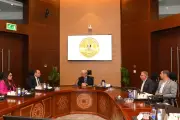 الحكومة تسعى لتعزيز الشراكة مع القطاع الخاص لإدارة وتشغيل مصانع النسيج الجديدة