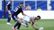 حكيمي يتعرض لصافرات الاستهجان في مباراة المغرب وإسكتلندا بعد اتهامه بالاغتصاب