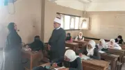 رئيس منطقة الدقهلية الأزهرية يتفقد امتحان الكيمياء للقسم العلمي