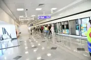 إقبال كبير على محطة الأستاذ بمدينة نصر في اليوم الثاني للتشغيل الكامل