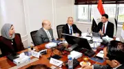 وزير الصناعة يبحث مع الأكاديمية العربية دعم المشروعات الناشئة وتأهيل الكوادر
