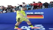 اعتزال مانويل نوير دوليًا: أبرز بطولات الحارس الأسطورة مع الماكينات