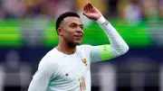 مبابي يكشف عن إصابته قبل نصف نهائي مونديال 2018 ويتمنى تغيير نهائي 2022