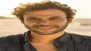 محمد إمام يؤدي العمرة ويدعو: يارب اكتبها لكل مشتاق