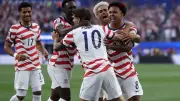 وعد من ناسا: إرسال كرة قدم إلى القمر حال فوز أمريكا بكأس العالم