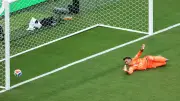 نيفيل يصف قرار بيلسا باستبدال موسليرا بـ
