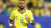 نيمار يثير الجدل بشراء ساعة مليون دولار خلال كأس العالم