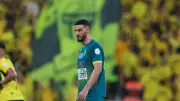 عمر السومة يختار إيبانيز أفضل مدافع في الدوري السعودي ويشبهه ببويول