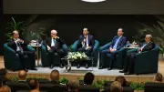 مدبولي: القطاع الخاص يقود النمو ونستهدف 65% من الاستثمارات بحلول 2030