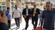 محافظ بورسعيد يتفقد غرفة عمليات الثانوية العامة في أول أيام الامتحانات
